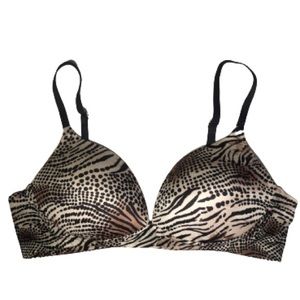 Victoria’s Secret Biofit Padded Push-up No Underwire Bra 36B